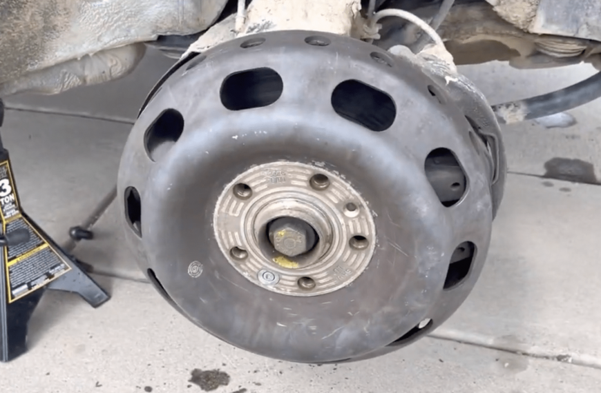 Revolutionary “UFO” Brakes: How Audi’s…